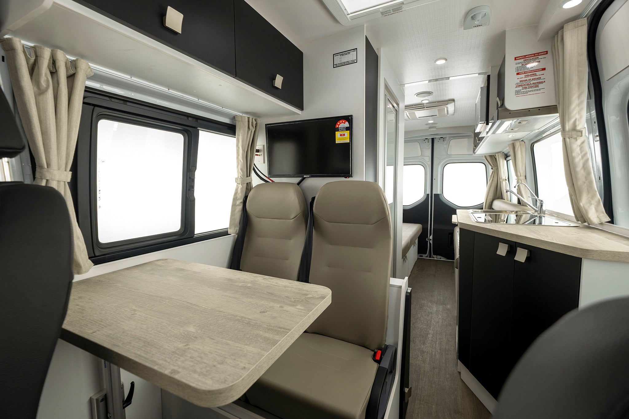 Winnebago Bondi 4S Interior view