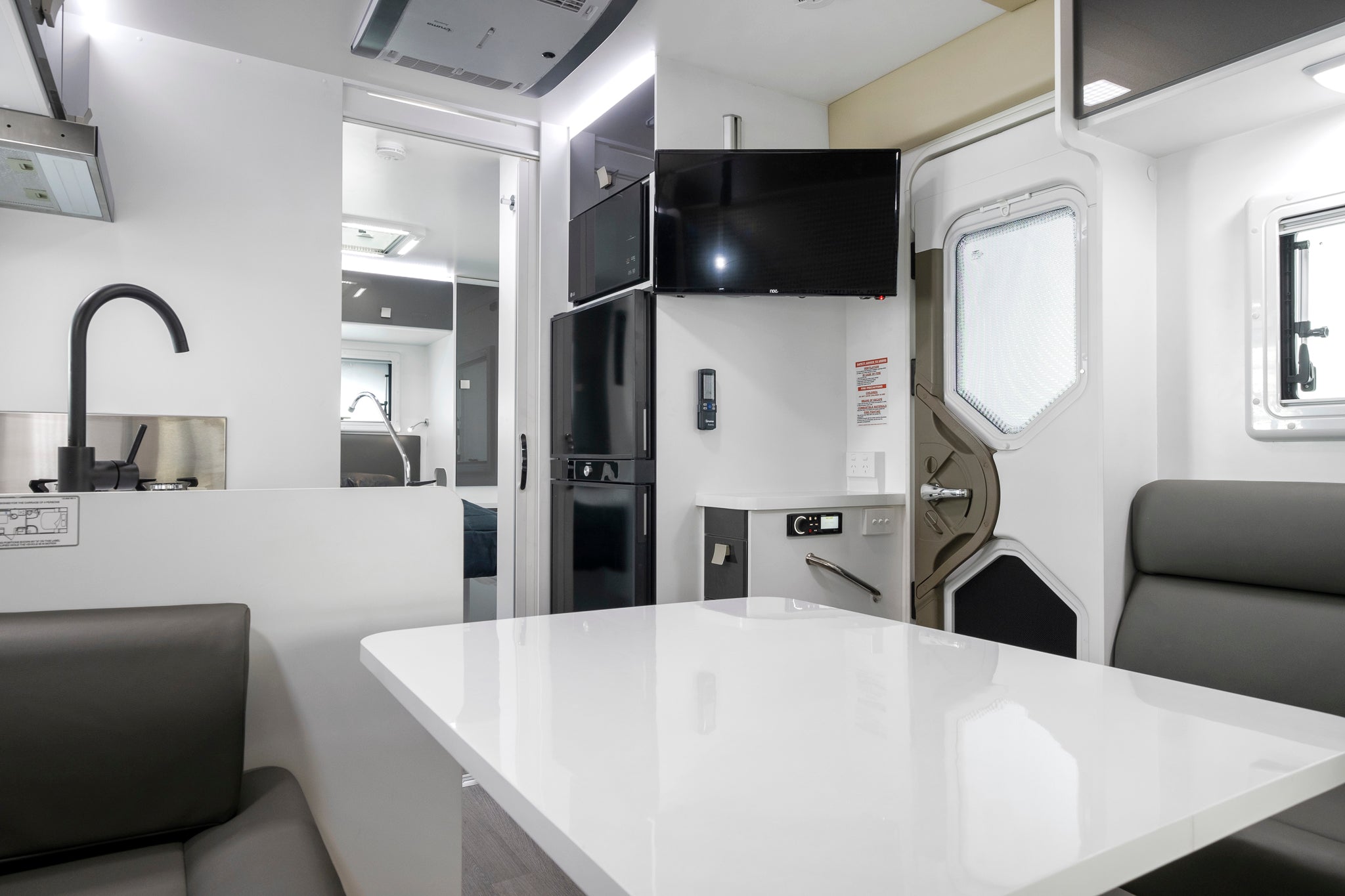 Iluka interior dinette