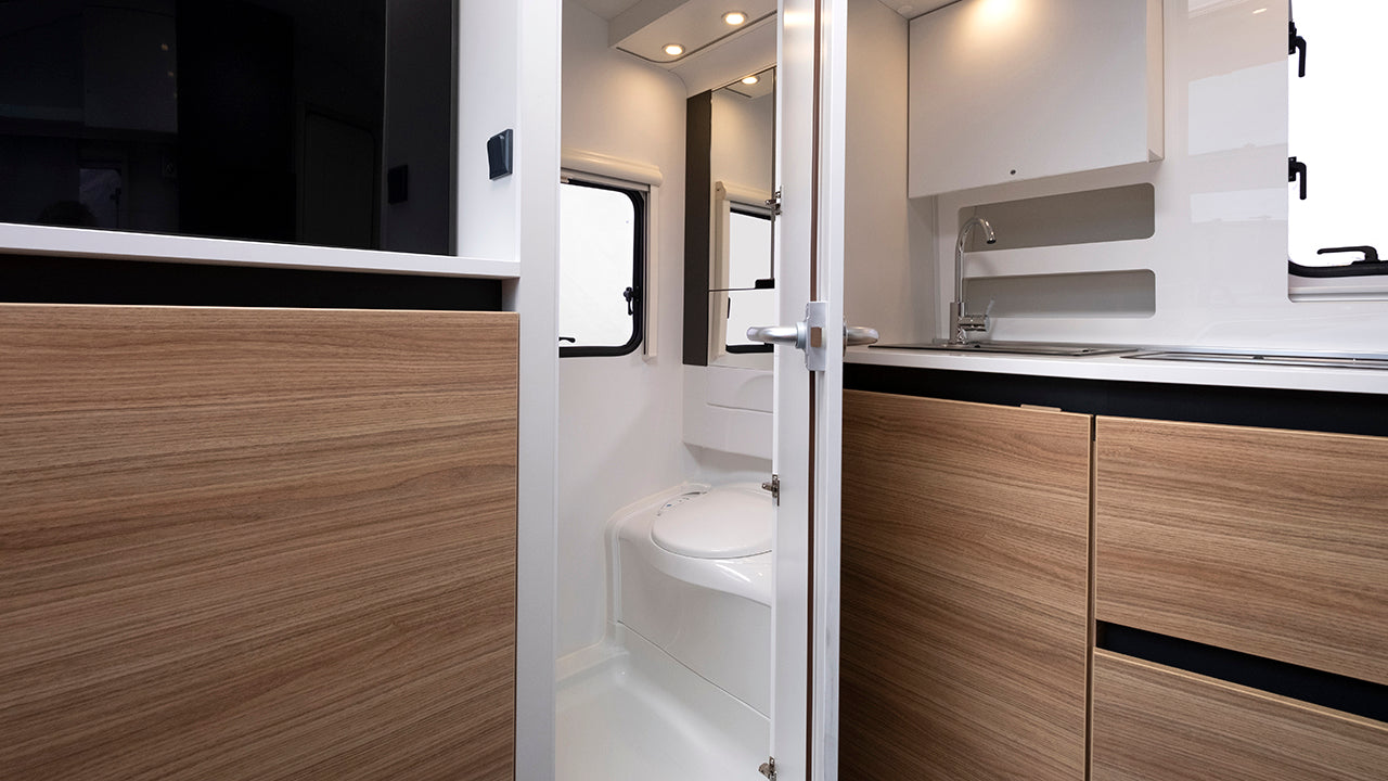ADRIA ACTION 361 LT Toilet and kitchen view