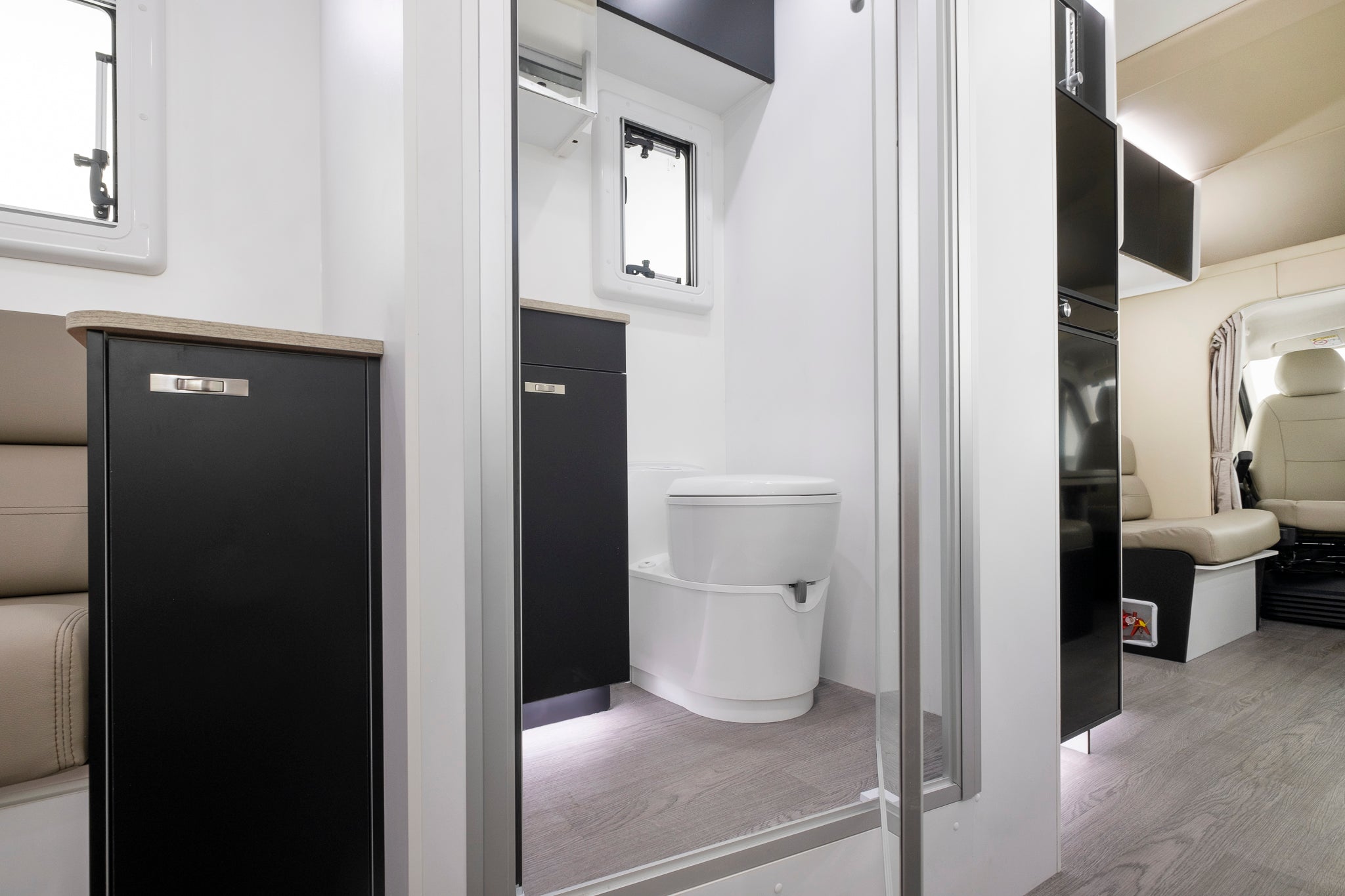 Windsor Flinders toilet and vanity