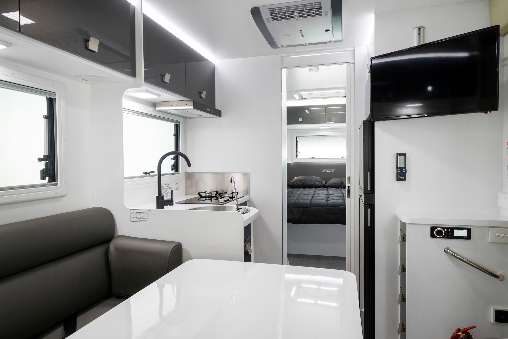 Winnebago Iluka dining area 