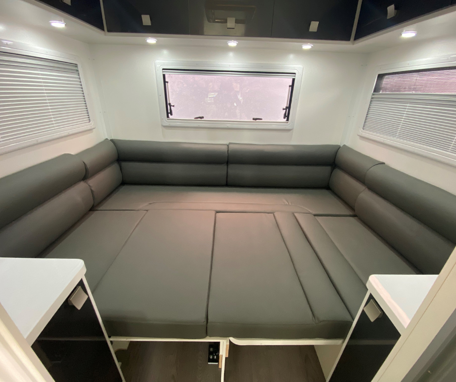 rv rear bed